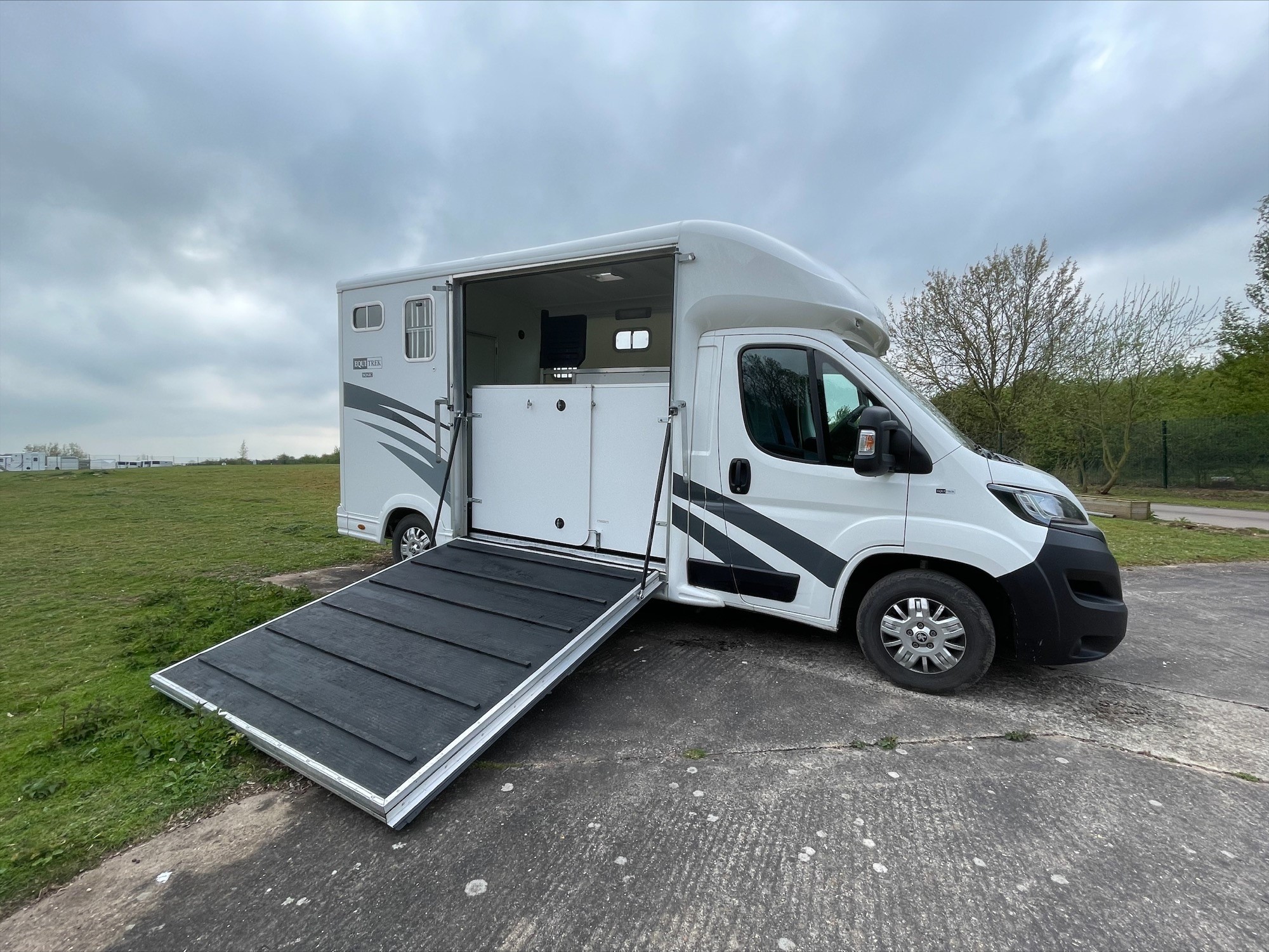 2021 Equi-Trek Sonic 3500kg (Ref: LT-FYX)