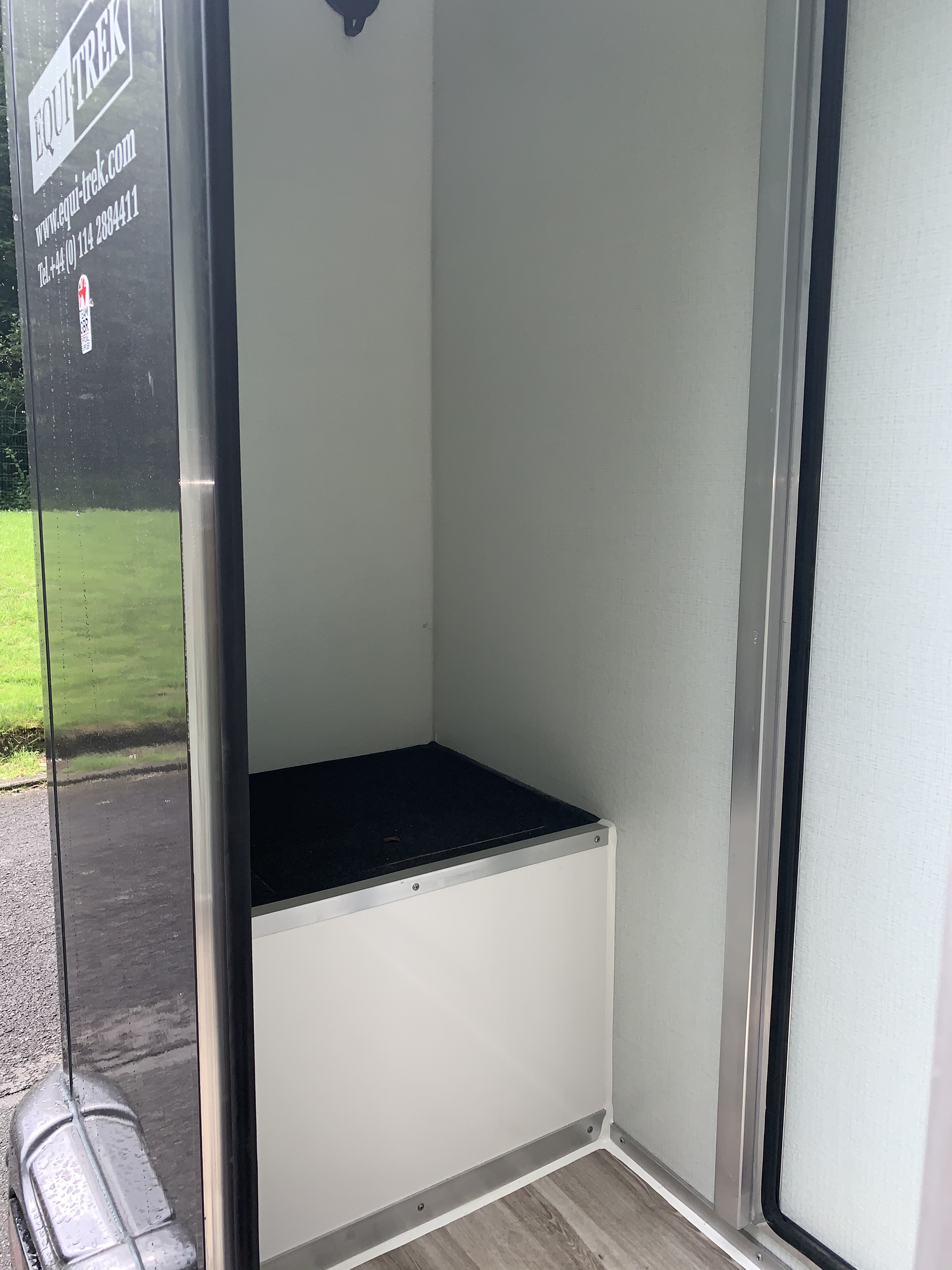 Equi-Trek Sonic Five Seats 3500kg